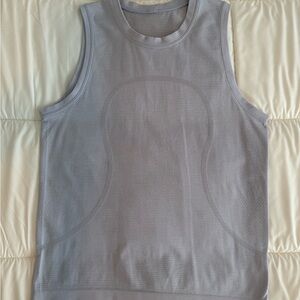 Lululemon swiftly relaxed tank, size 6